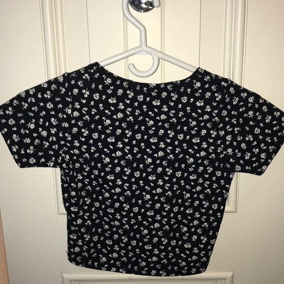 BRANDY MELVILLE black floral amara top - Picture 2 of 3